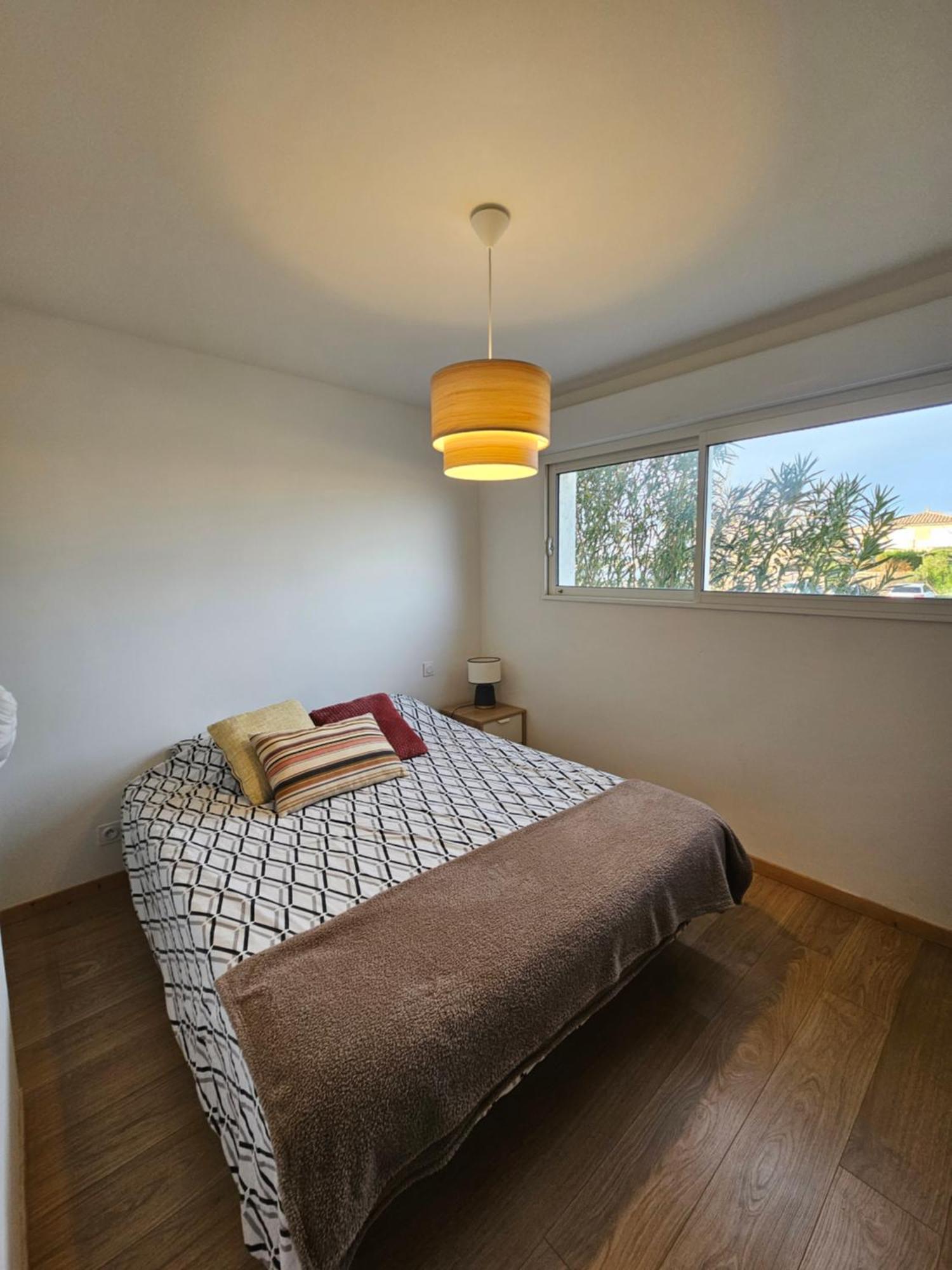 Appartement Neuf 6 Couchages 50 Metres De La Plage Gruissan Buitenkant foto